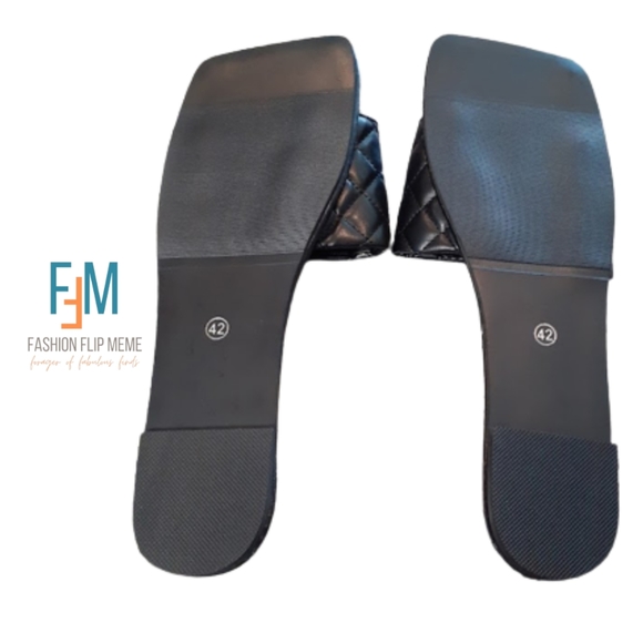 Quilted Leather Square Toe Flats Slip-On Slides Sandals - Picture 5 of 9